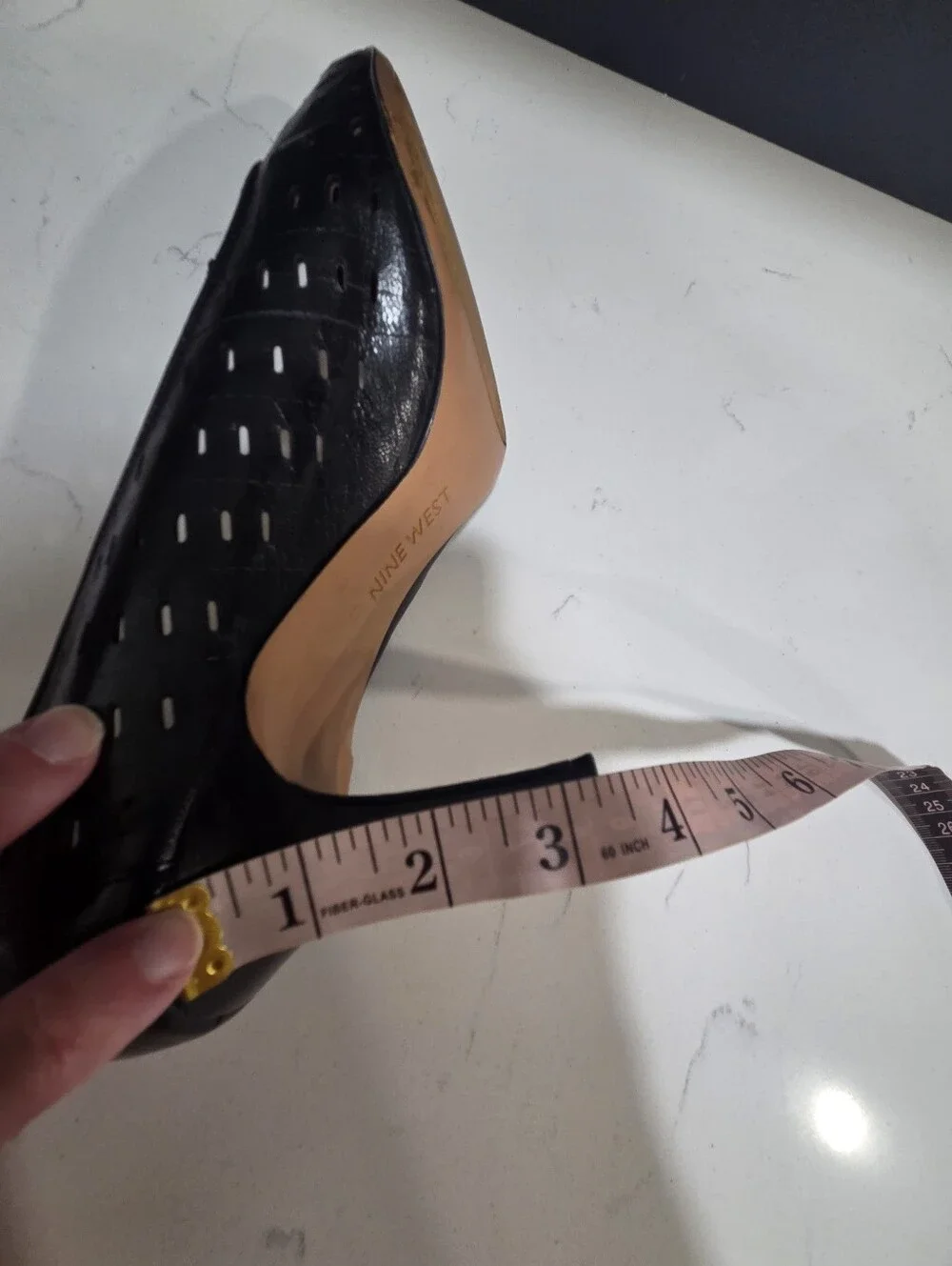 Nine West Laser Cut Classic Black Pointed-Toe Perforated Women’s Pumps Size 11M
